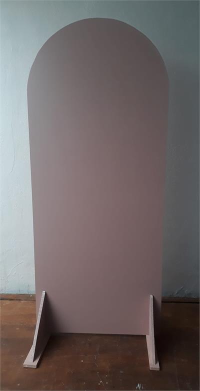 MESA CUBO G   A85X35X35CM para alugar em MACAE/RJ