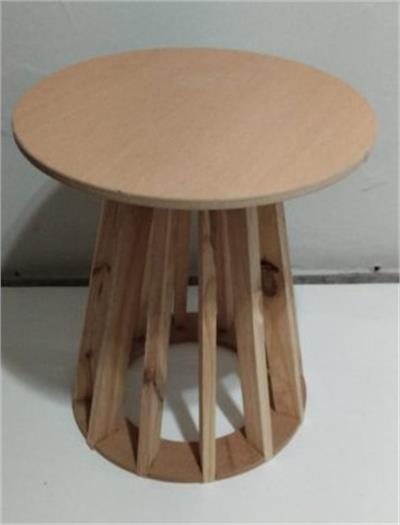 MESA VAZADA REDONDA MADEIRA  G               A80X91CM para alugar em MACAE/RJ