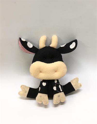 Vaca Branca de Feltro P para alugar em Campinas/SP