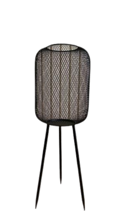 Mesa de ferro preta com quatro pés 39cm D x 51cm A para alugar em ARACAJU/SE