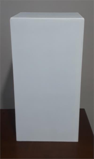 MESA CUBO G   A85X35X35CM para alugar em MACAE/RJ