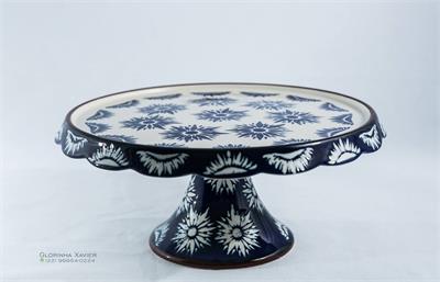 PRATO AZUL BRANCO 26CM para alugar em MACAE/RJ