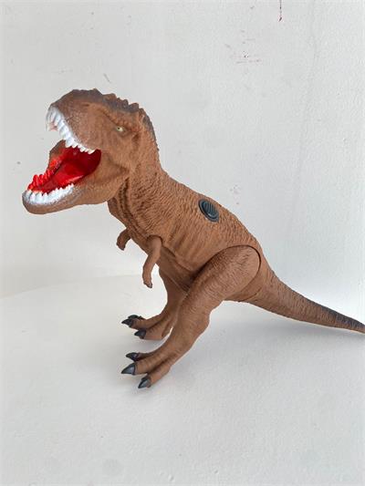Dinossauro Triceratops Emborrachado G  para alugar em Limeira/SP