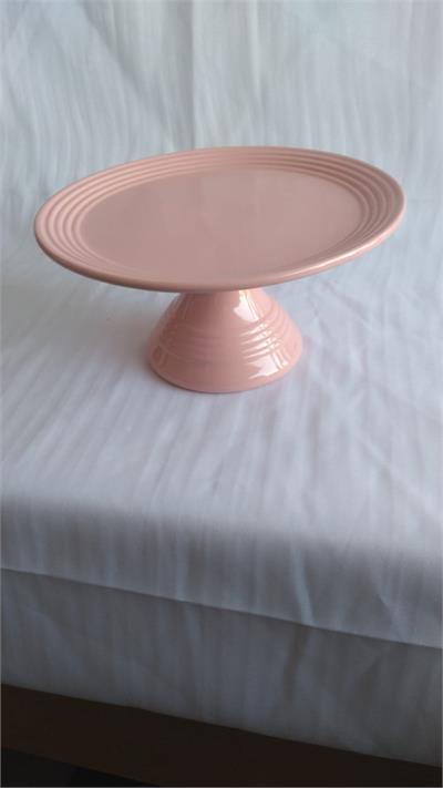 Jogo Cubo Acrílico 3 Peças 79cm x 40cm Alto /59cm x 37cmMédio/40cmx35cmBaixo para alugar em Paranaíba/MS