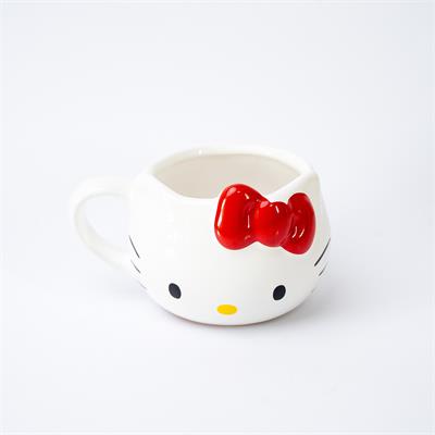 HELLO KITTY VINIL LAÇO VERMELHO para alugar em Piracicaba/SP