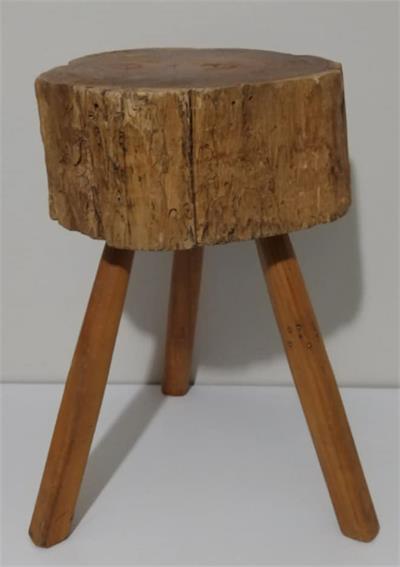 MESA MARROM CILINDRO VAZADO A57X50CM para alugar em MACAE/RJ
