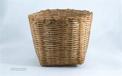 BANCO MELANCIA CROCHE 20X18CM para alugar em MACAE/RJ