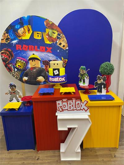 Capa Painel Roblox 1,20m para alugar em Campinas/SP