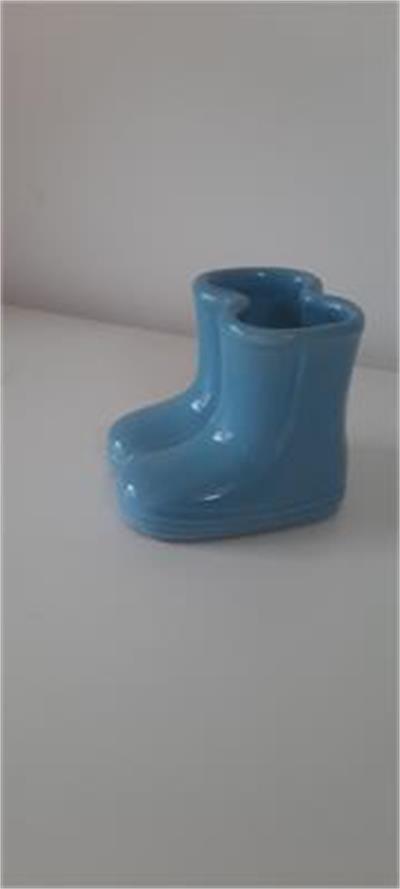 Botas amarelas para alugar em Guaratinguetá/SP