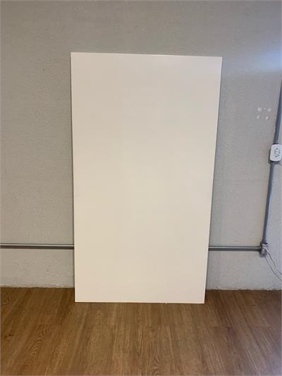 PAINEL REDONDO EM MDF DE 90 CMS PÉ BAIXO para alugar em São Bernardo do Campo/SP