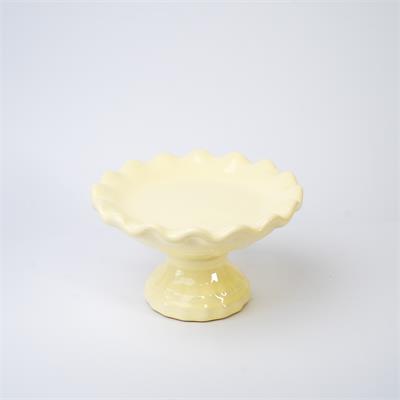 Taça Cer Sil Oval Amarelo Bebe M para alugar em Piracicaba/SP
