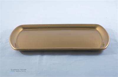 ABACAXI DOURADO 22CM para alugar em MACAE/RJ
