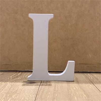 LETRA E EM MDF BRANCA (12CM A) para alugar em São Bernardo do Campo/SP