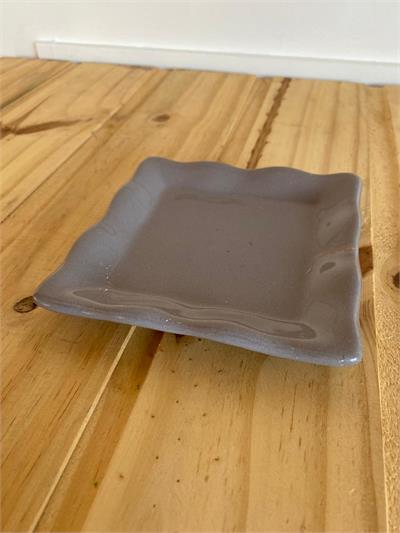 Vaso P Borda Ondulada Cinza para alugar em Limeira/SP