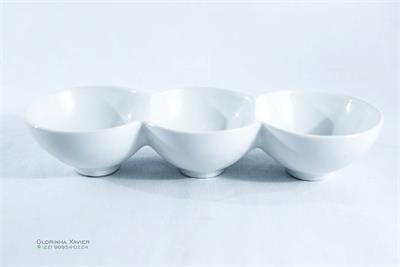 PETISQUEIRA BRANCO 4DV 29X23X3CM para alugar em MACAE/RJ