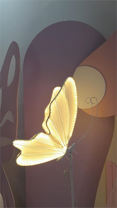 Borboleta de led - Dourada (sem haste) para alugar