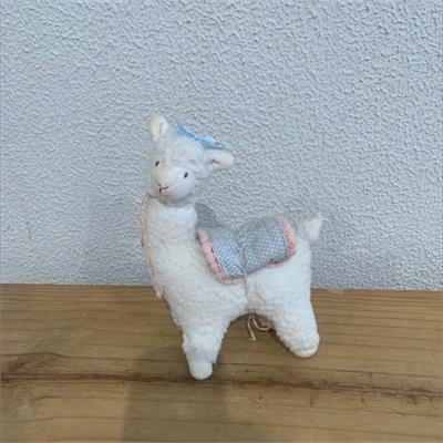 LHAMA EM PELUCIA BRANCA MAIOR para alugar em São Bernardo do Campo/SP