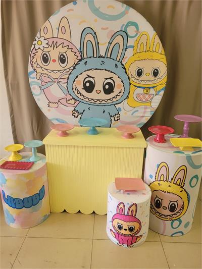 Decoração de festa tema Labubu