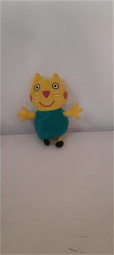 Pelúcia Danny - Peppa Pig para alugar em Guaratinguetá/SP