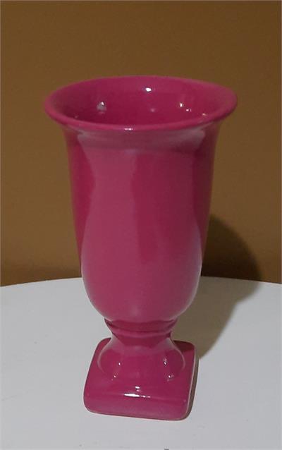 PRATO ROSA PINK LARA 10X17CM para alugar em MACAE/RJ