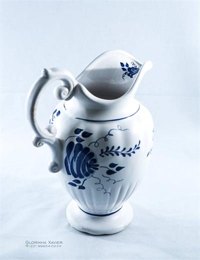PRATO AZUL BRANCO 26CM para alugar em MACAE/RJ