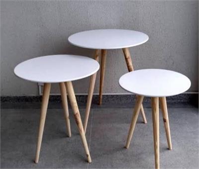 Conjunto de mesas douradas  para alugar em Guaratinguetá/SP