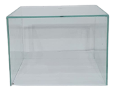 Bandeja retangular reta de vidro com pé prata - 28x20x50cm para alugar em Volta Redonda/RJ