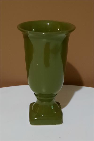 PRATO VERDE MUSGO LARA           A10X17CM para alugar em MACAE/RJ