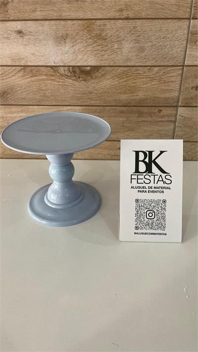 KIT BALÕES DE 1m COM BASE E HASTES para alugar em Ilhabela/SP