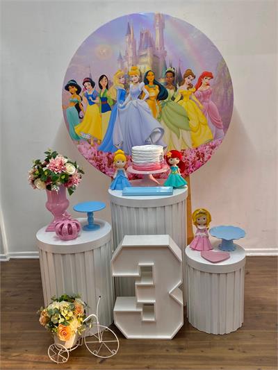 Capa Painel Princesas 1,20m para alugar em Campinas/SP