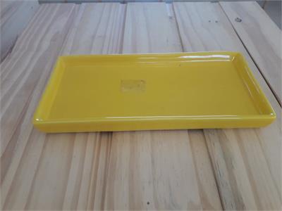 Bandeja Retangular Amarela P para alugar em Limeira/SP