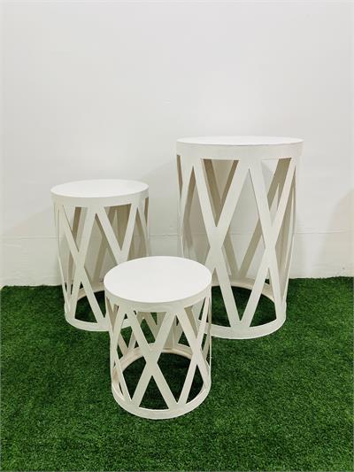 Trio de mesas sextavadas  para alugar em São José dos Campos/SP