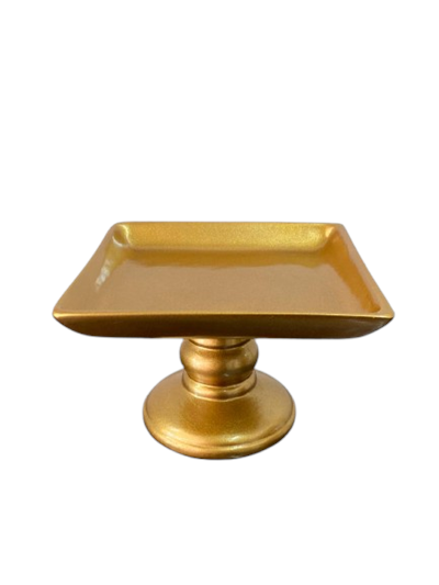 Chá de bebe Dourado e bege para alugar em Campinas/SP