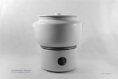 VASO BRANCO REI 17X9CM para alugar em MACAE/RJ