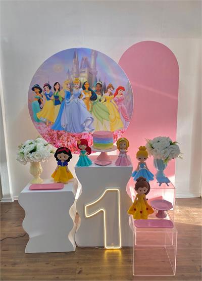 Capa Painel Princesas 1,20m para alugar em Campinas/SP