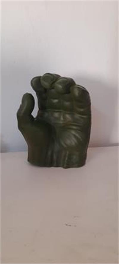 Estatua do Hulk para alugar em Guaratinguetá/SP