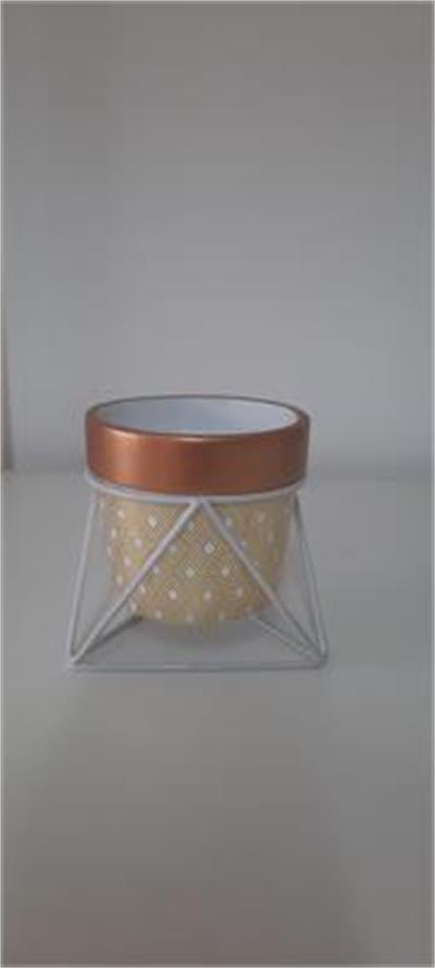 suporte p/ doce dourado para alugar em Guaratinguetá/SP