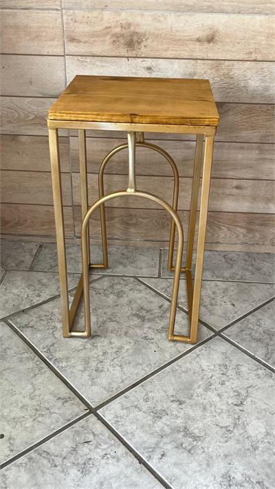 MESA AMPULHETA MDF 76x36cm para alugar em Ilhabela/SP