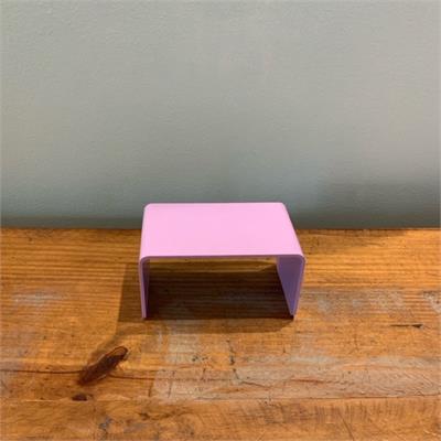 SUPORTE EM PLÁSTICO ROXO (15CM A X 22CM D) para alugar em São Bernardo do Campo/SP