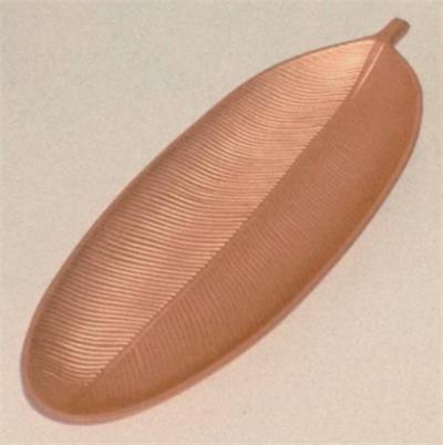 BANDEJA ROSE GOLD ESPELHO 30X22CM para alugar em MACAE/RJ
