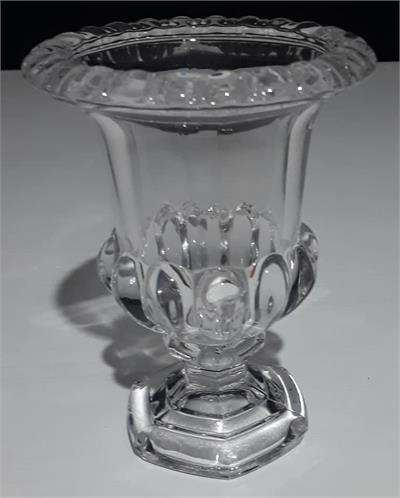 VASO VIDRO SUECIA M               A23X14CM para alugar em MACAE/RJ