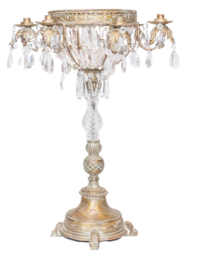 Candelabro de cristal com cúpulas  para alugar em Volta Redonda/RJ