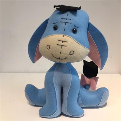 Leitão de Feltro (Ursinho Pooh) para alugar em Limeira/SP